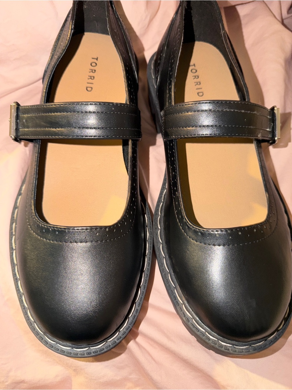 Torrid Woman’s Black Mary Jane Shoes. Size 11WW